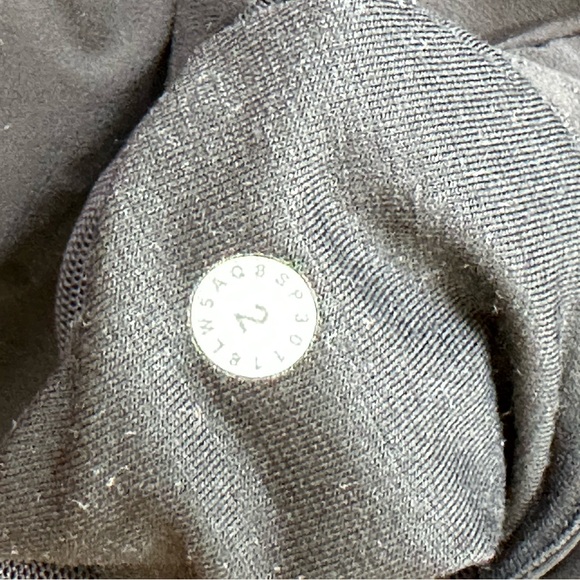 Lululemon Sun Setter Jogger (28") size 2 - Picture 8 of 8